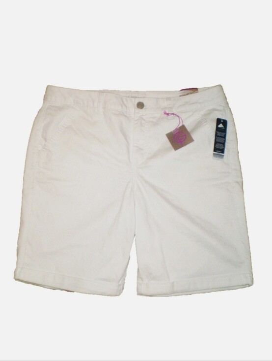 Lane Bryant Pants - NWT Lane Bryant White Bermuda Shorts Sz 28 Genius Fit